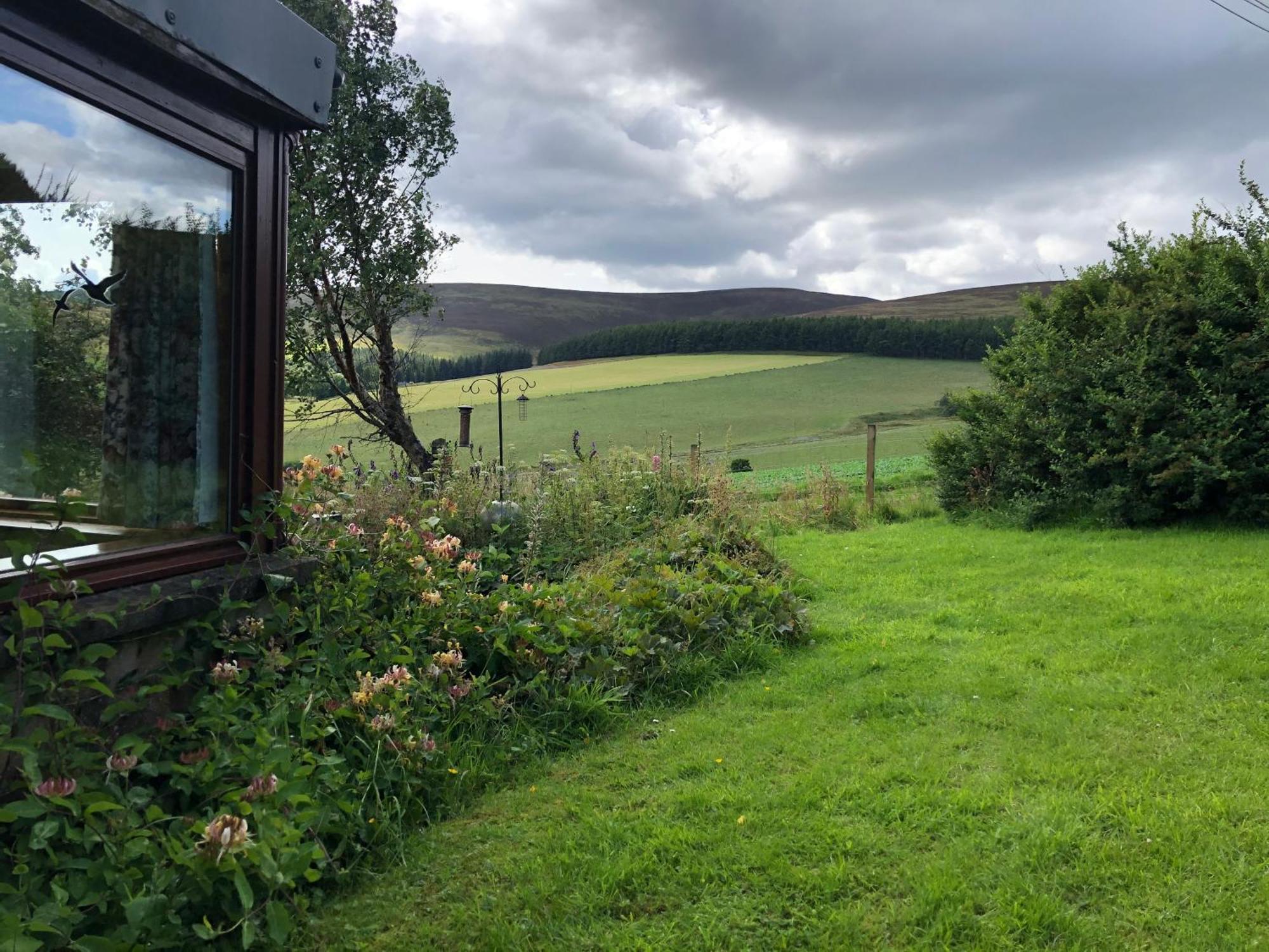 Easter Corrie Cottages Ballindalloch Экстерьер фото